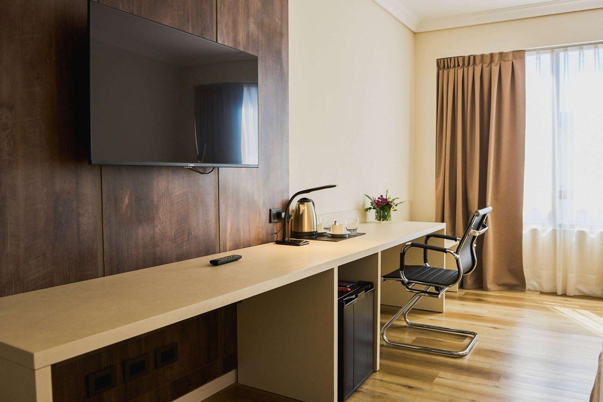 Dazzler By Wyndham Buenos Aires San Martin Hotel Eksteriør billede