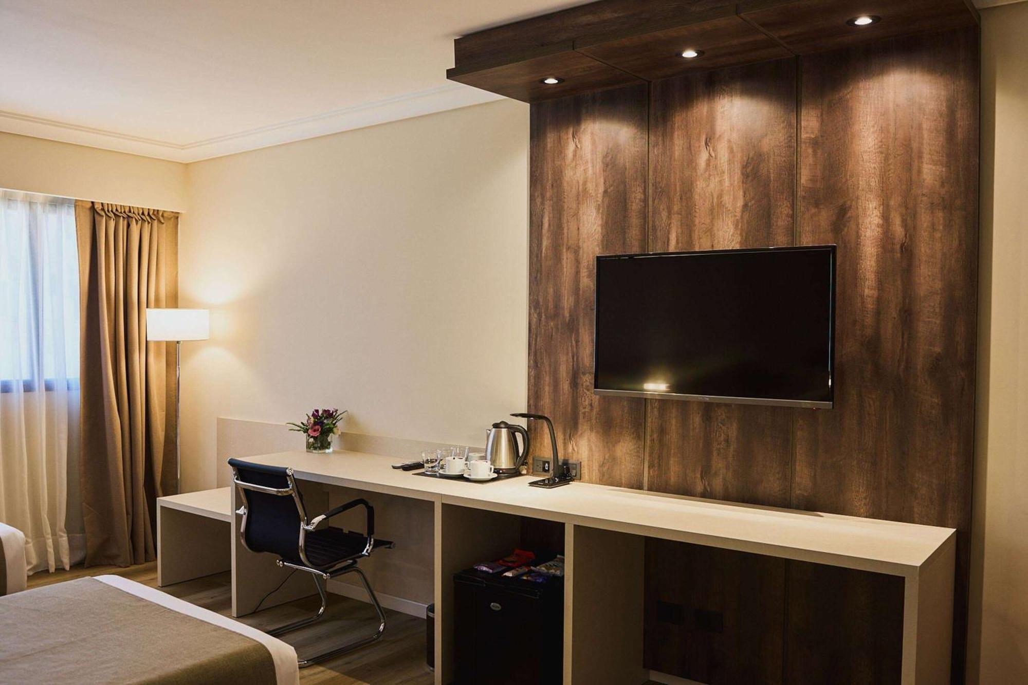 Dazzler By Wyndham Buenos Aires San Martin Hotel Eksteriør billede