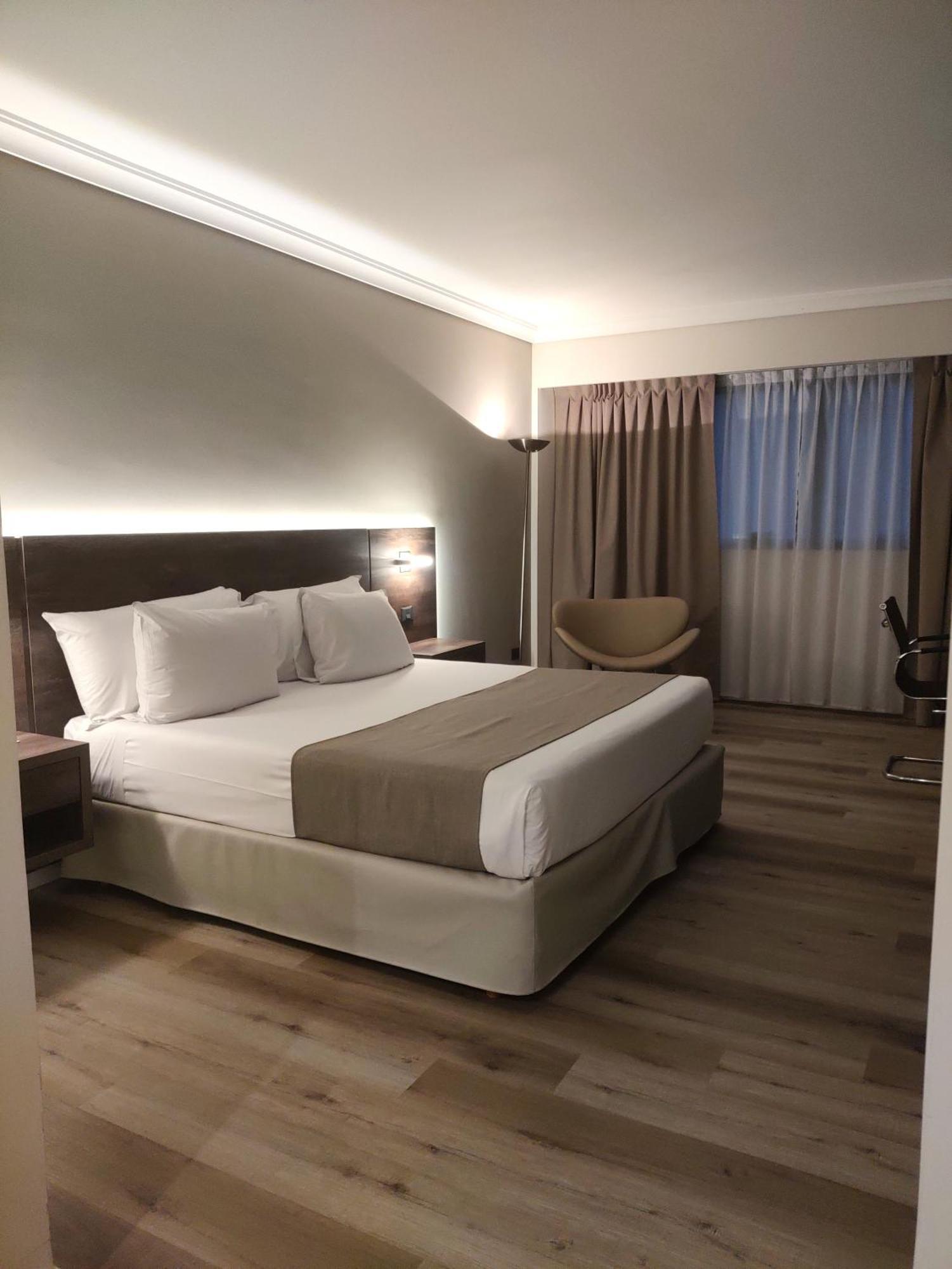 Dazzler By Wyndham Buenos Aires San Martin Hotel Værelse billede