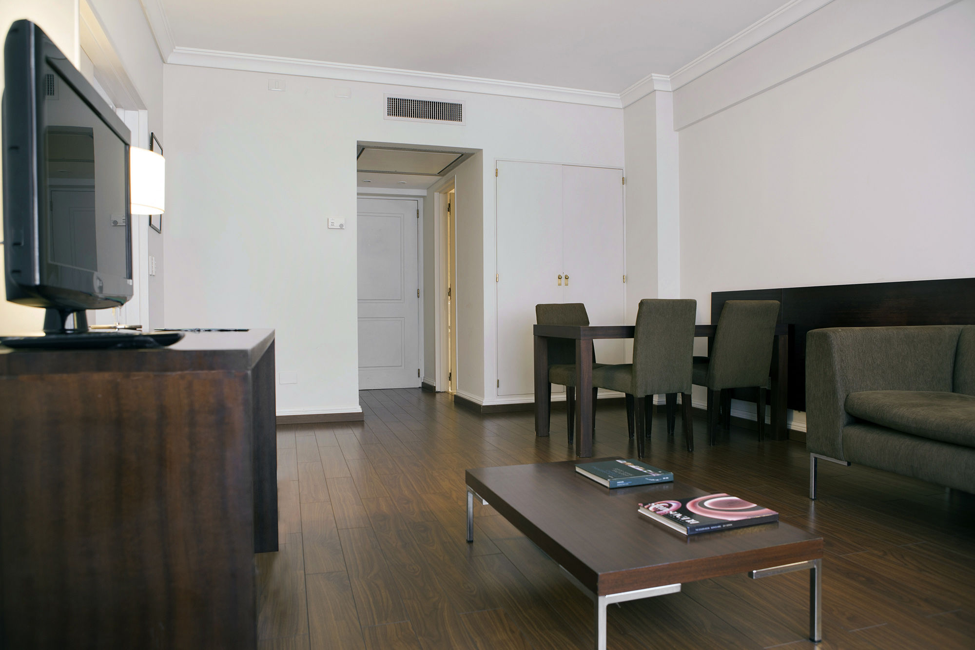 Dazzler By Wyndham Buenos Aires San Martin Hotel Eksteriør billede